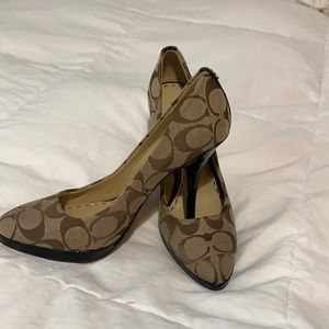 High heels 👠 Coach